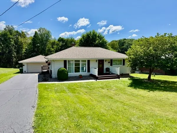 138 Sharon Dr, Butler, PA 16001