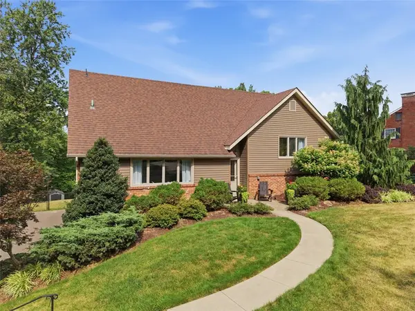 1616 Terrie Dr, Pittsburgh, PA 15241