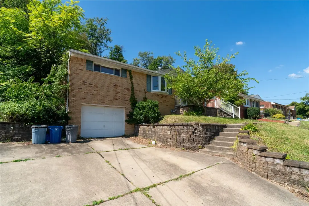 4503 Mapledale Dr, Homestead, PA 15120 - #1