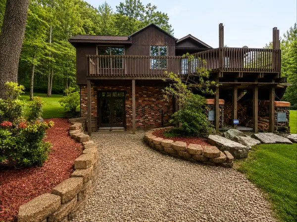 1356 Martin Road, Apollo, PA 15613