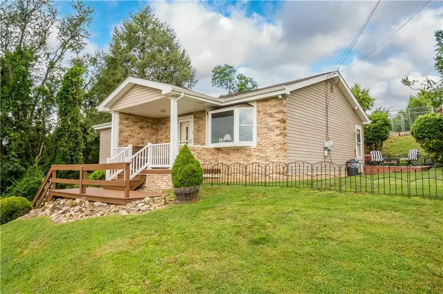 54 Chestnut St, Coal Center, PA 15423 - #2