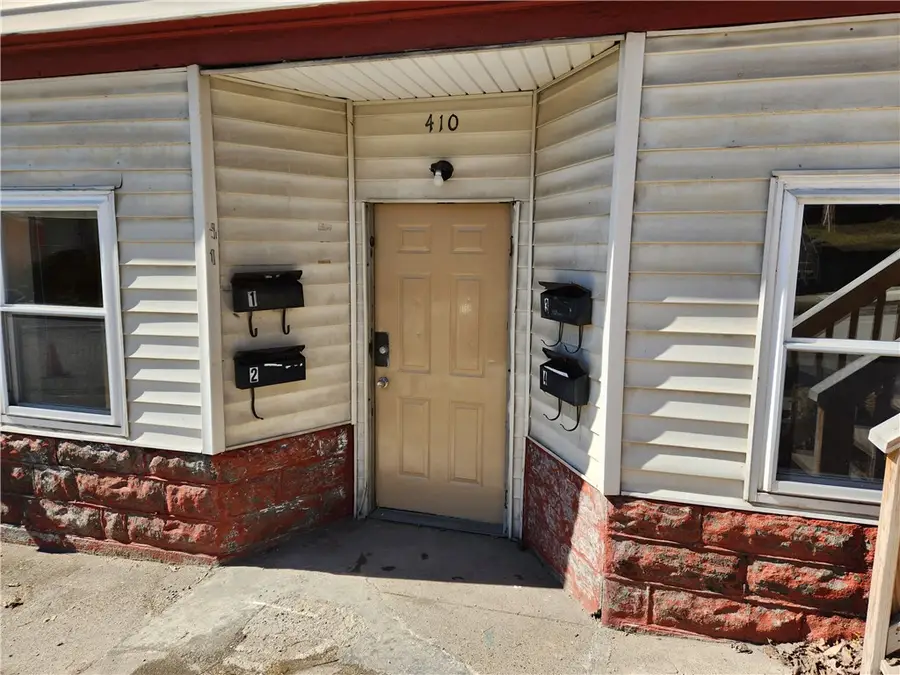 410 S Monroe St, Butler, PA 16001 - #2