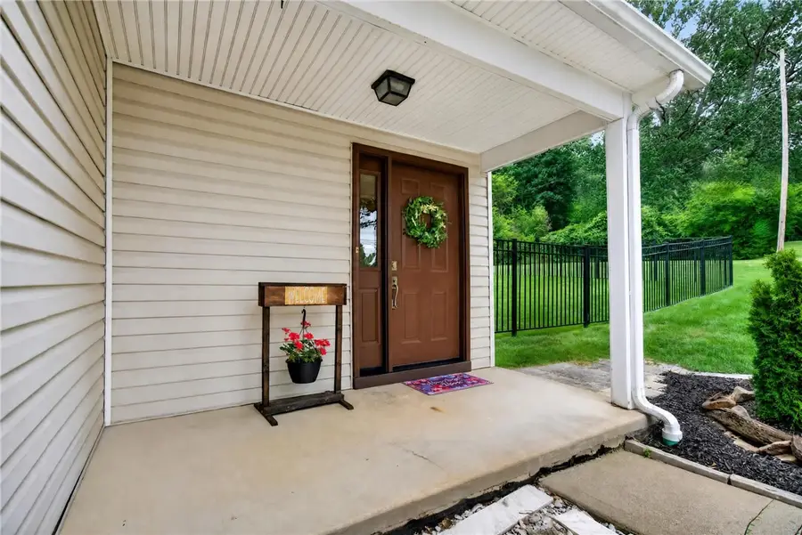 1431 Main Blvd, South Park, PA 15129 - #2