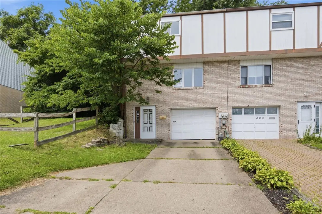 406 Rhodes Ave, West Mifflin, PA 15122 - #1