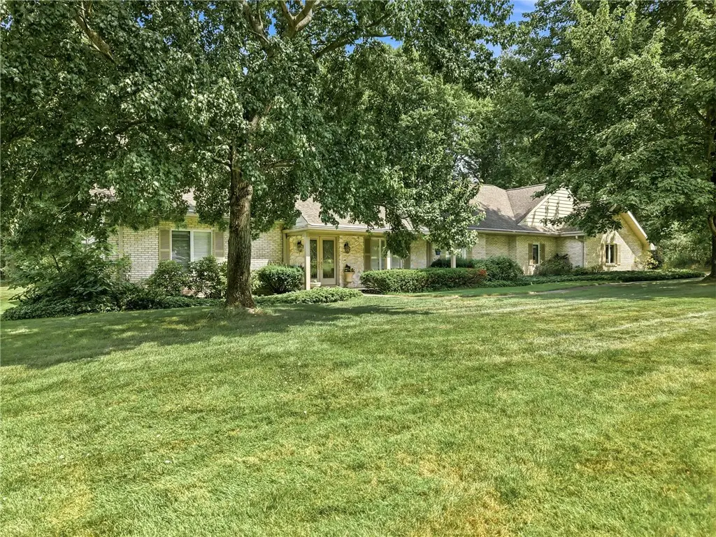 54 Oak Tree Ct, West Middlesex, PA 16159 - #1