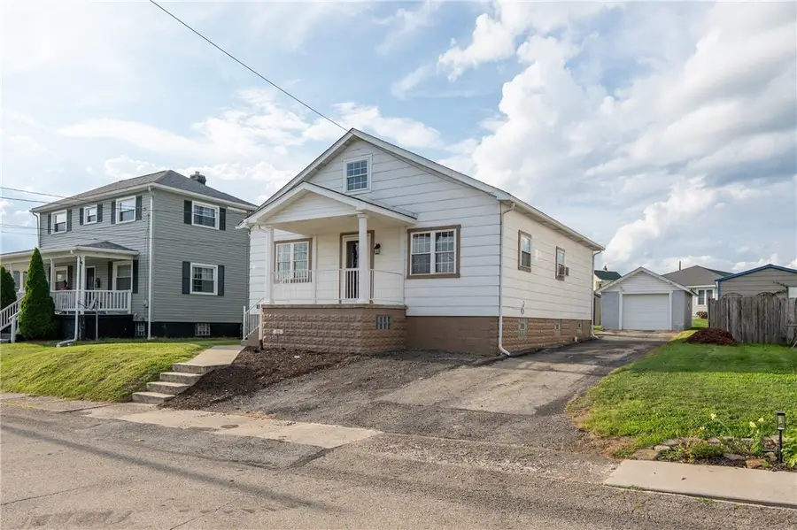 222 Spruce St, Mount Pleasant, PA 15666 - #2