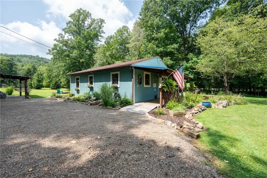 108 Shayne Ln, Latrobe, PA 15650 - #3