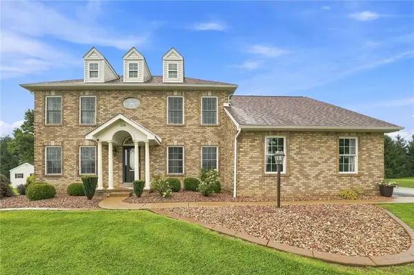 106 Greenfield Dr, Latrobe, PA 15650