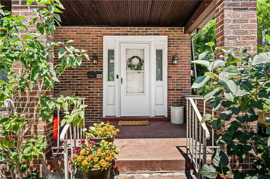 60 W Bellecrest Ave, Pittsburgh, PA 15227 - #2