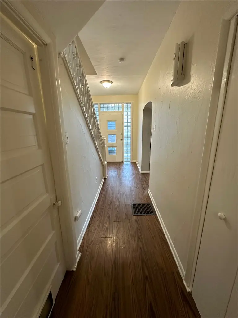 212 Fairview Ave, East Pittsburgh, PA 15112 - #3