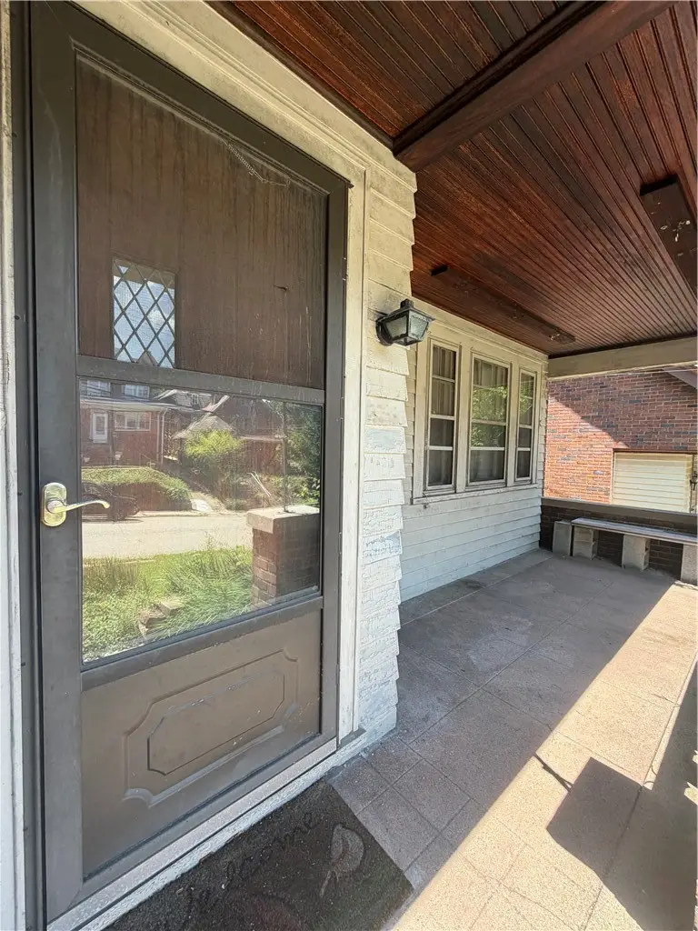 6521 Bartlett St, Pittsburgh, PA 15217 - #2