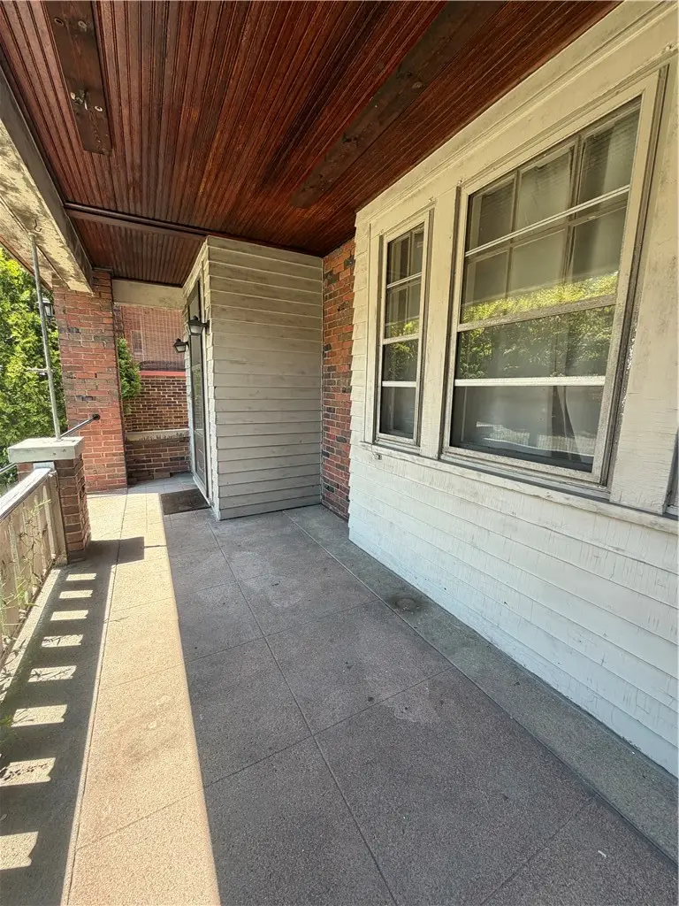 6521 Bartlett St, Pittsburgh, PA 15217 - #3