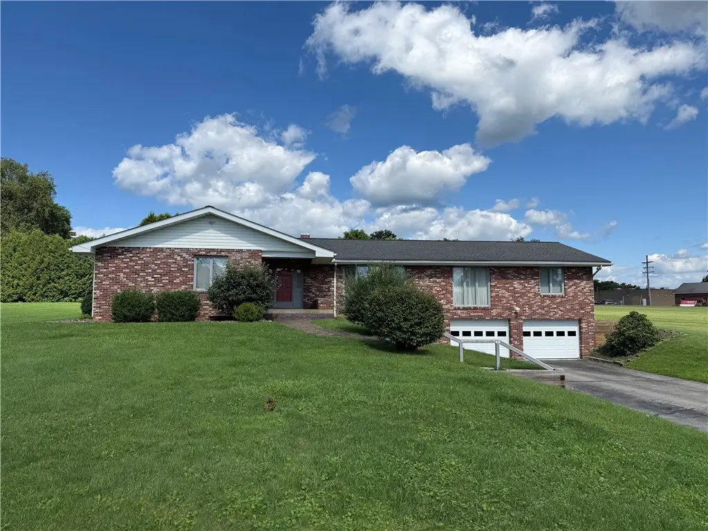 915 Mcknight Road, Indiana, PA 15701 - #1