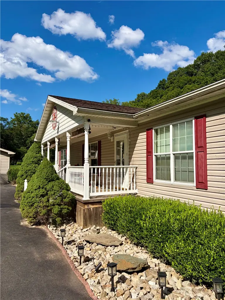 178 School Rd, Dawson, PA 15428 - #3