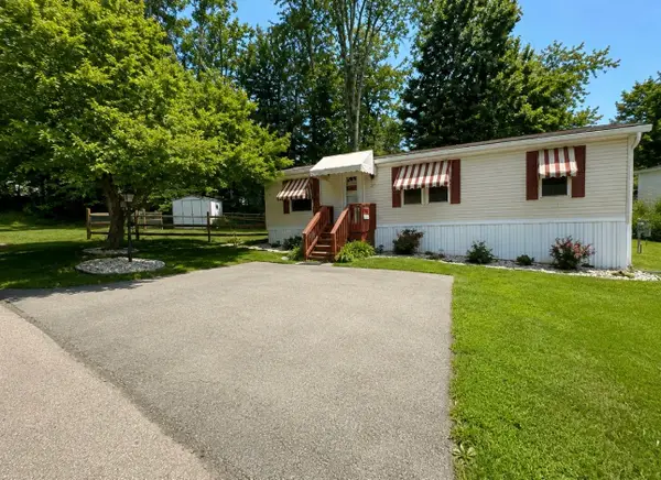 127 Classic Place, Export, PA 15632