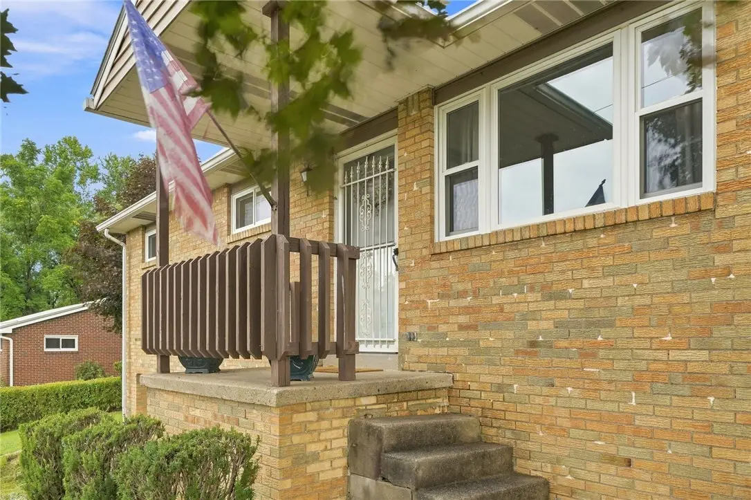 814 N Penn St, Penn, PA 15675 - #1