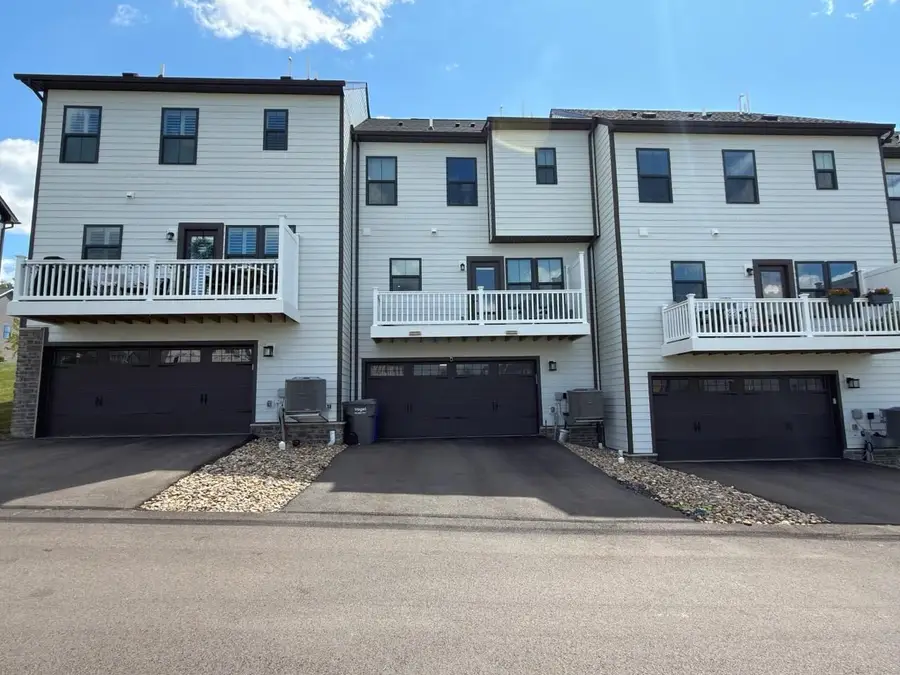 515 Blackrock Blvd, Seven Fields, PA 16046 - #2