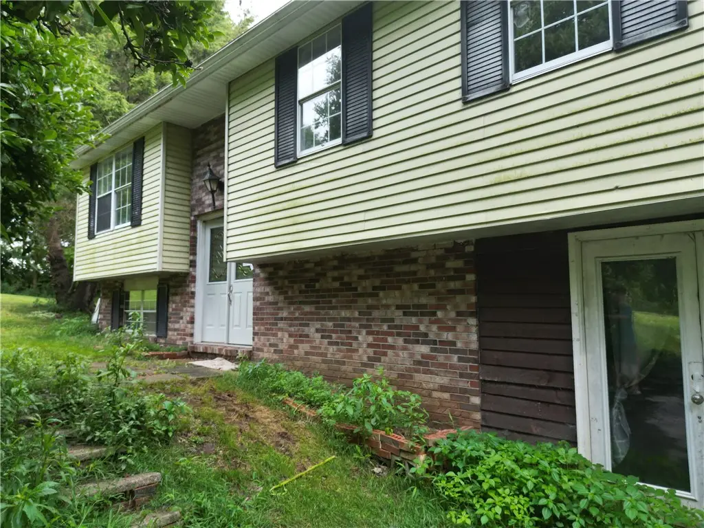 3366 Frew Mill Road, New Castle, PA 16101 - #1