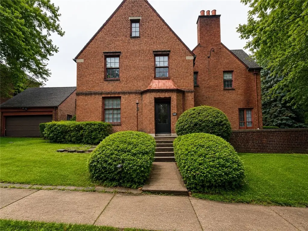 1521 Manor Ave, McKeesport, PA 15132 - #1