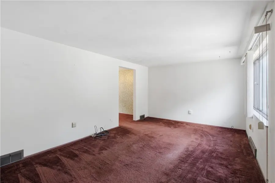 179 Shenandoah Dr, Pittsburgh, PA 15235 - #3