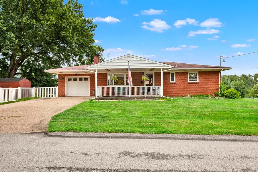 517 Hamel Ave, Greensburg, PA 15601 - #2