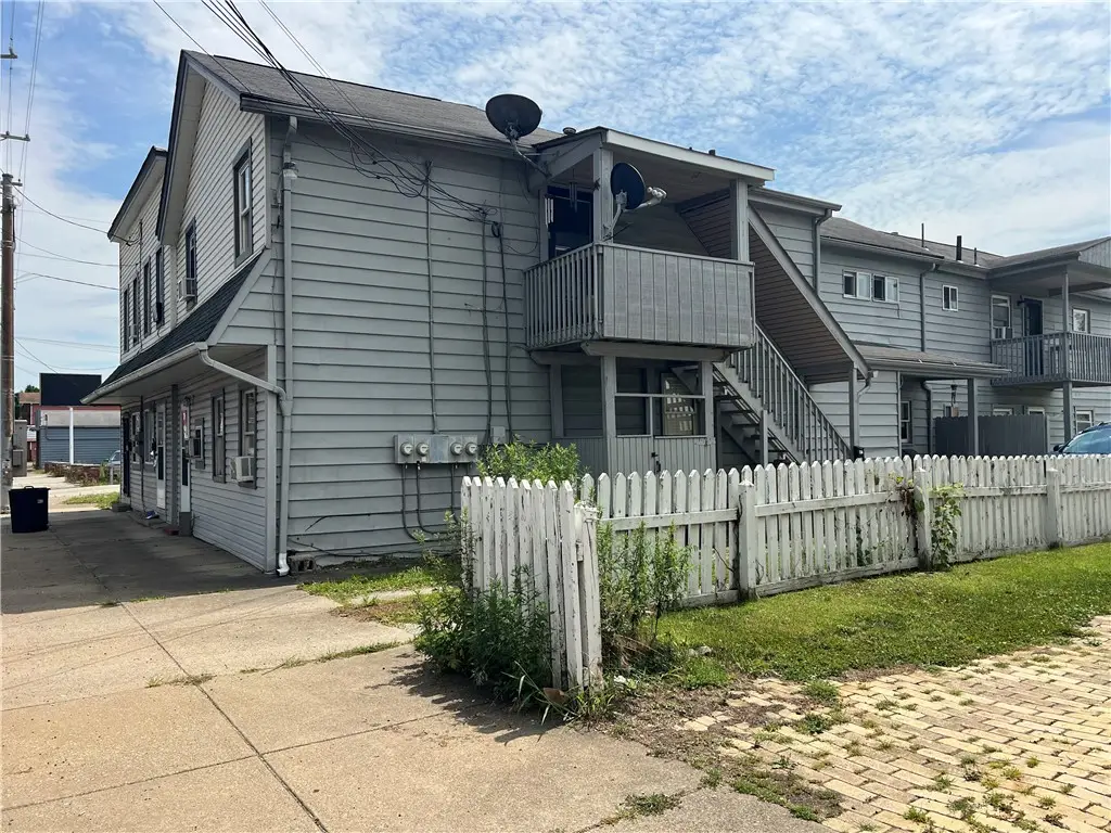 2518 Walnut St, McKeesport, PA 15132 - #1