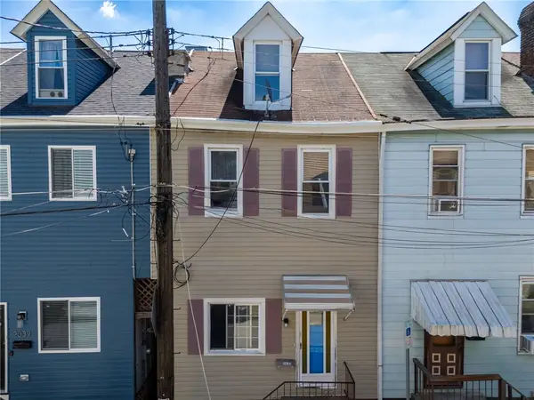 2037 Lautner St, Pittsburgh, PA 15212