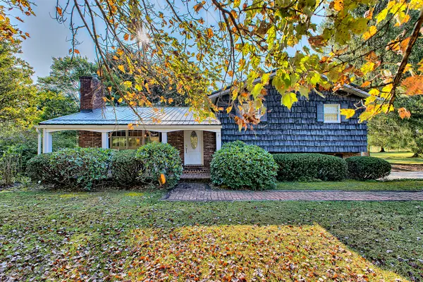 156 Pump Station Road, New Alexandria, PA 15670