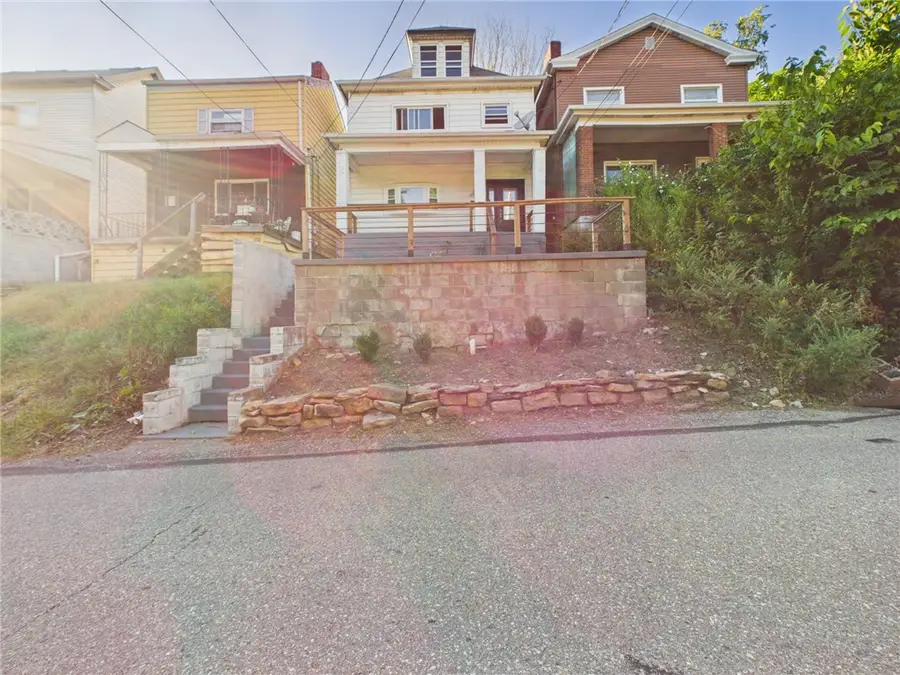 1872 Greenleaf St, Pittsburgh, PA 15203 - #2