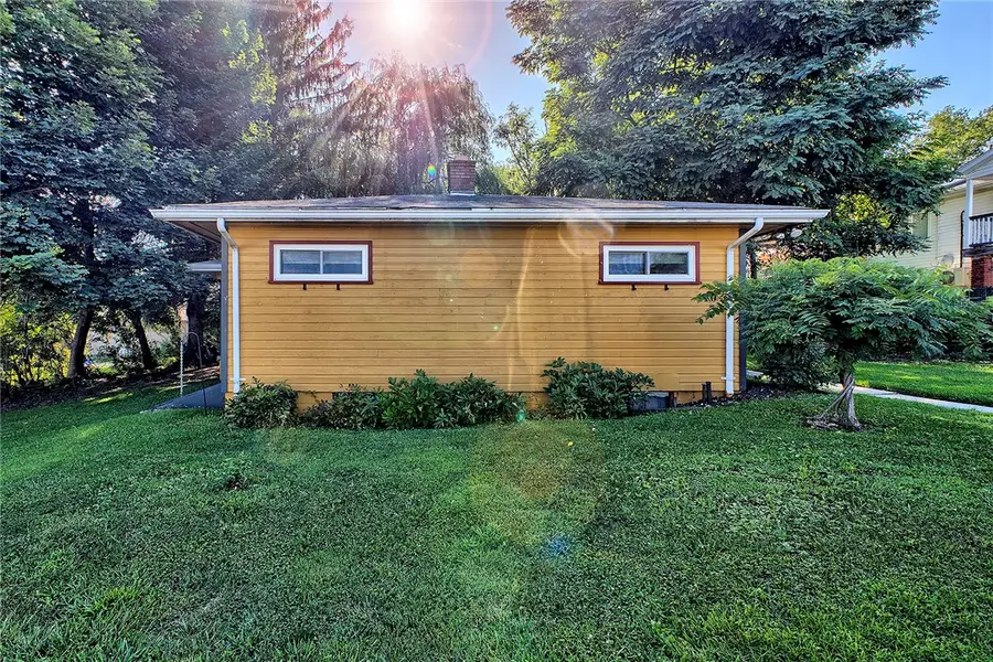 110 First St, Hostetter, PA 15638 - #3