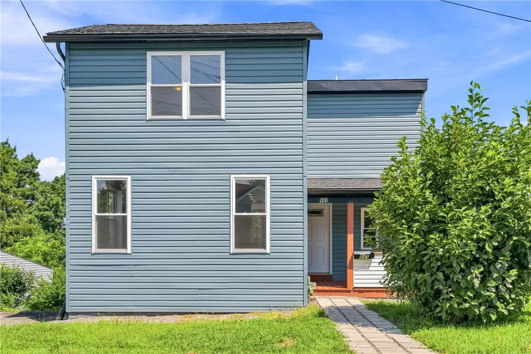 943 Hilltop St, Homestead, PA 15120 - #1