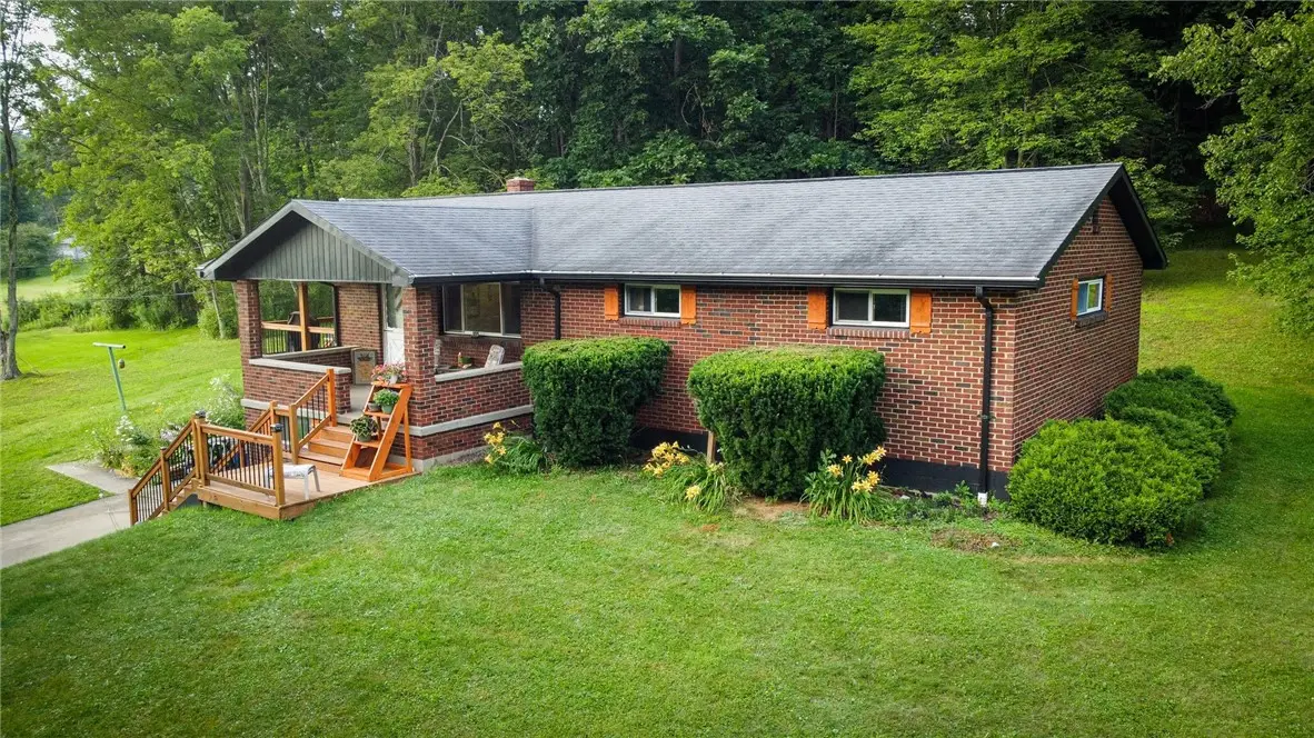 119 Eberhart Ln, Chicora, PA 16025 - #1