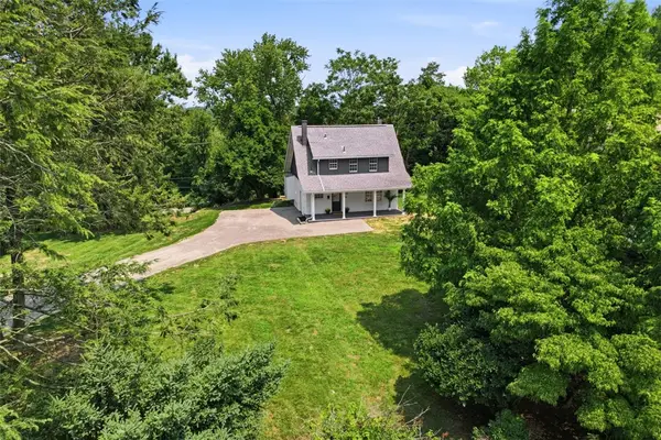 102 Crescent Hills Road, Pittsburgh, PA 15235