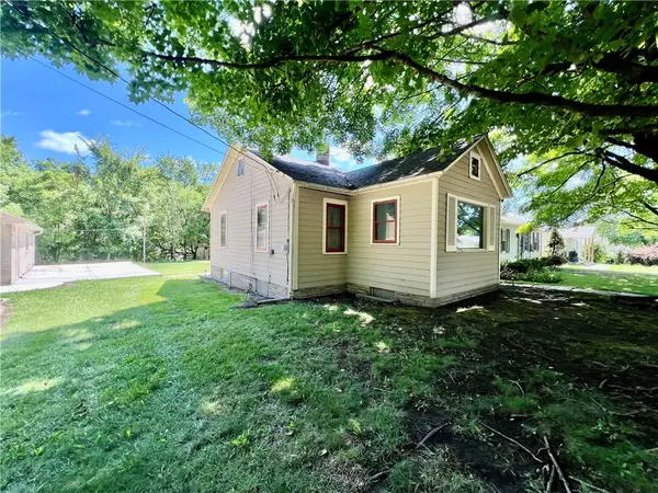 36 6th Street, Bessemer, PA 16112