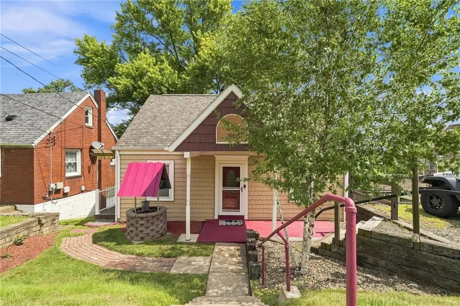 3829 Inland Ave, West Mifflin, PA 15122 - #3