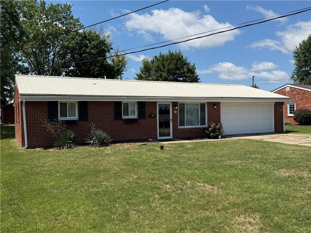 405 4th St, Robinson, PA 15057 - #1