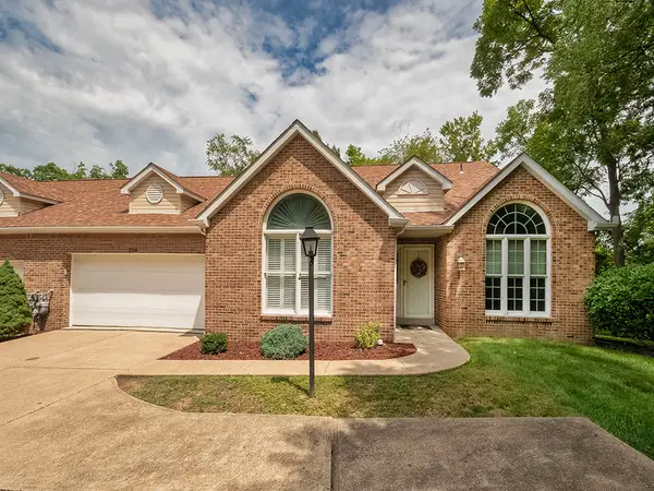 204 Country View Drive, Lower Burrell, PA 15068