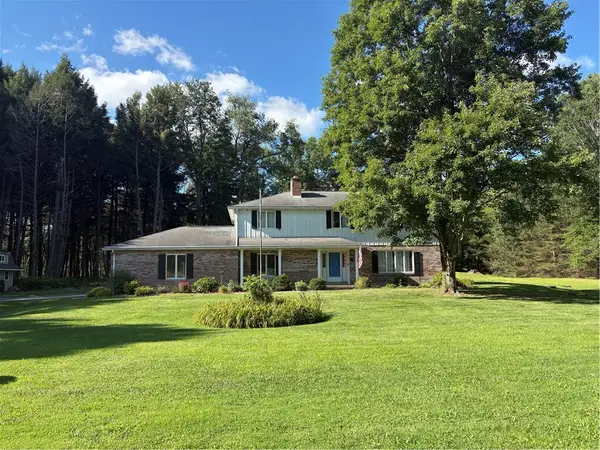 26 Country Club Road, Grove City, PA 16127