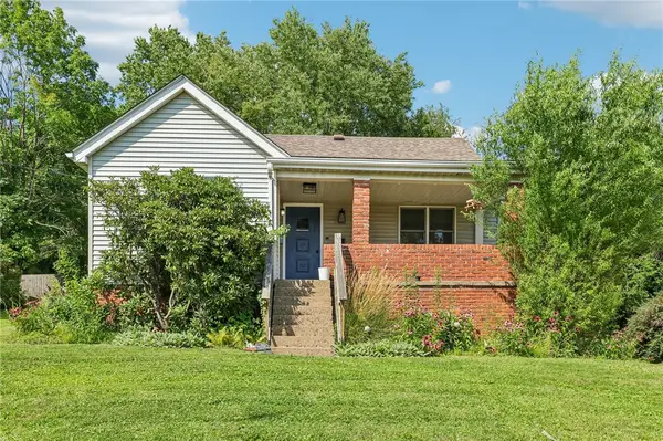 221 Rosecrest Dr, Monroeville, PA 15146