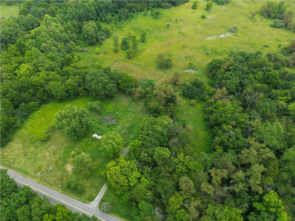 610 Valley Rd, Darlington, PA 16115 - #1