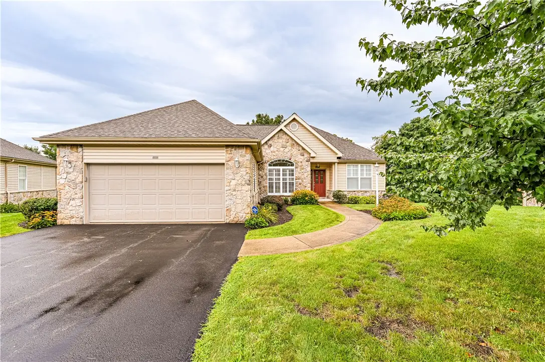 6089 Triple Crown Cir, Greensburg, PA 15601 - #1
