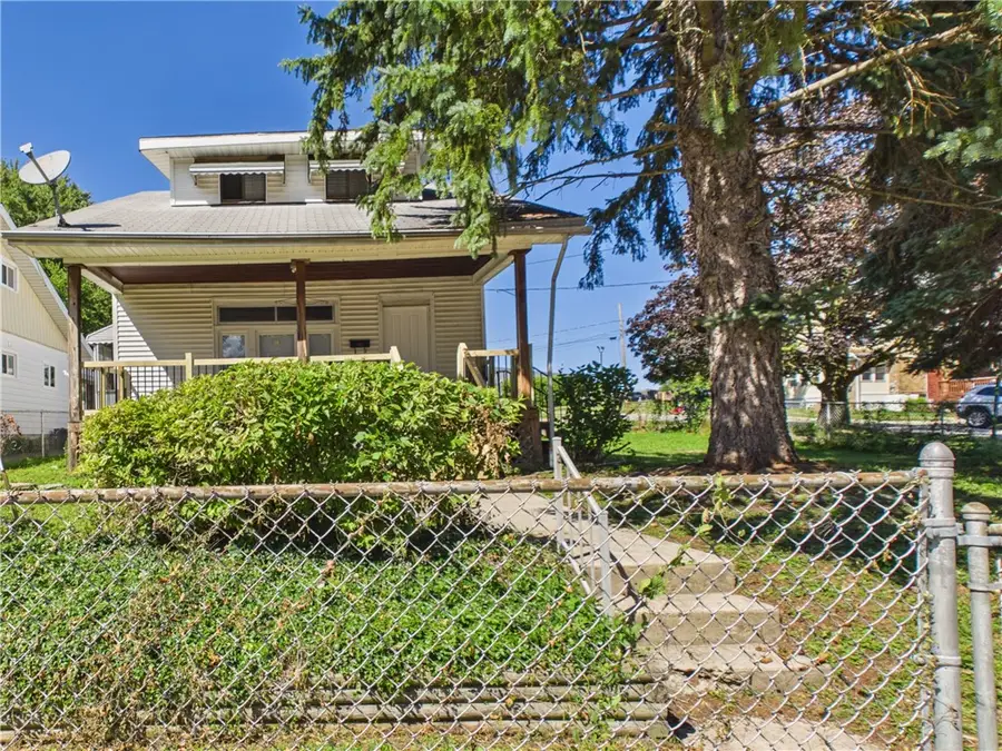 204 Goodrich St, Erie, PA 16508 - #3