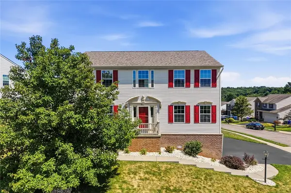 170 Broadstone Dr, Mars, PA 16046