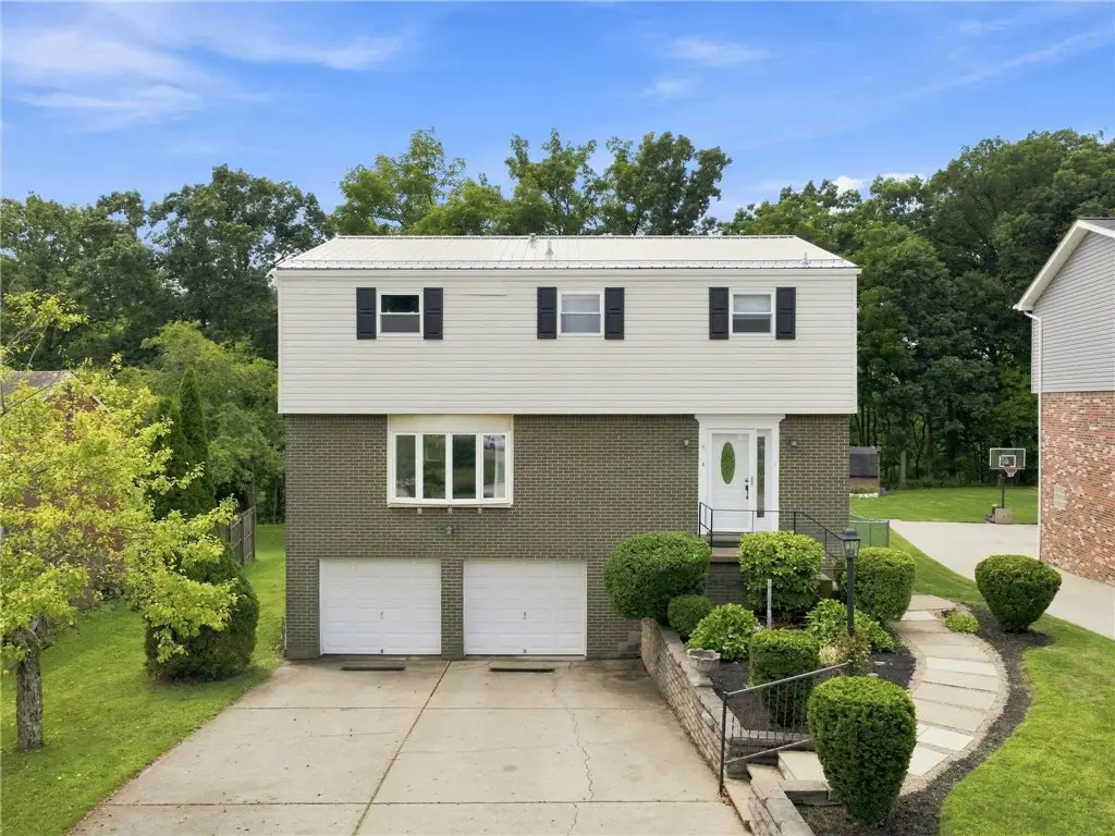 252 Boyce Park Dr, Pittsburgh, PA 15239 - #1