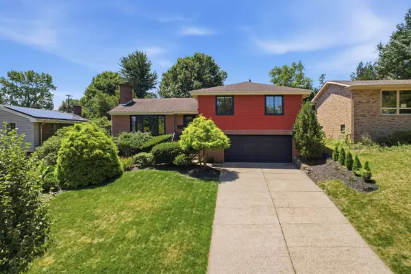 570 Clemson Drive, Pittsburgh, PA 15243