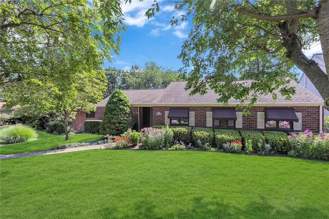 1340 Adams Dr, Ambridge, PA 15003 - #1