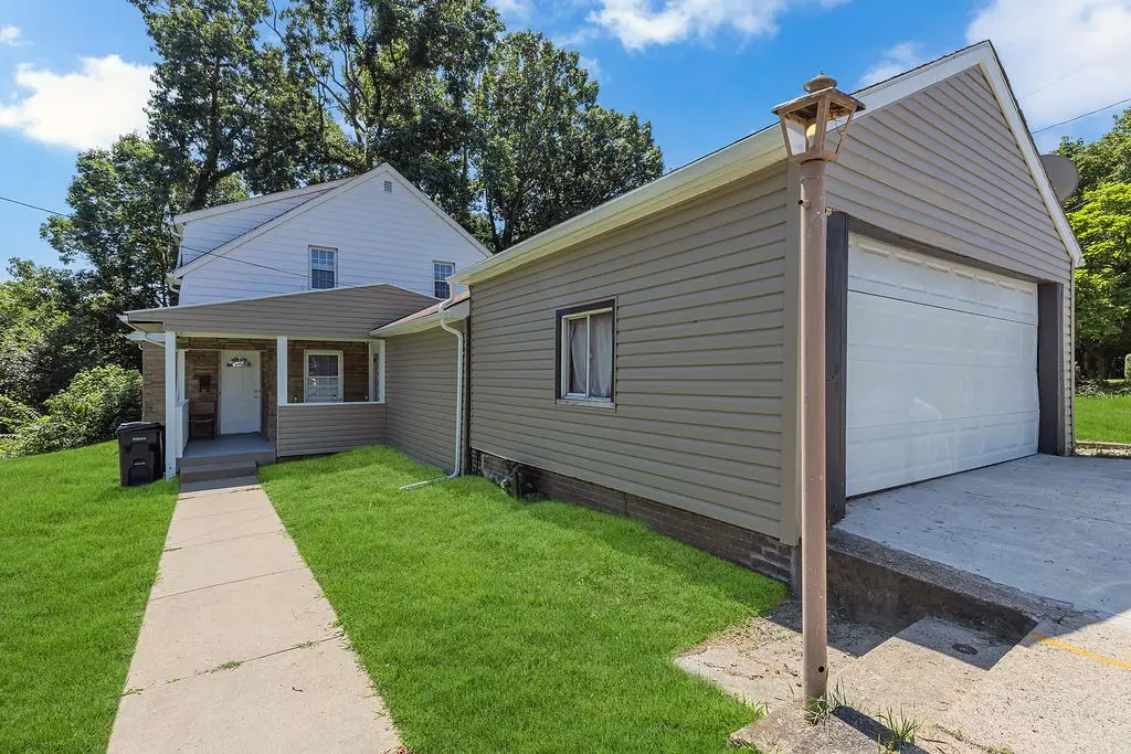 1609 Jackson Street, Aliquippa, PA 15001 - #1