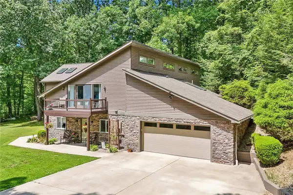 1099 Davis Road, Ellwood City, PA 16117