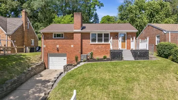 1653 Durbin St, Pittsburgh, PA 15205