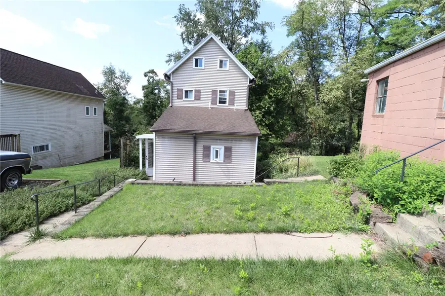 1303 Hancock St, North Braddock, PA 15104 - #2